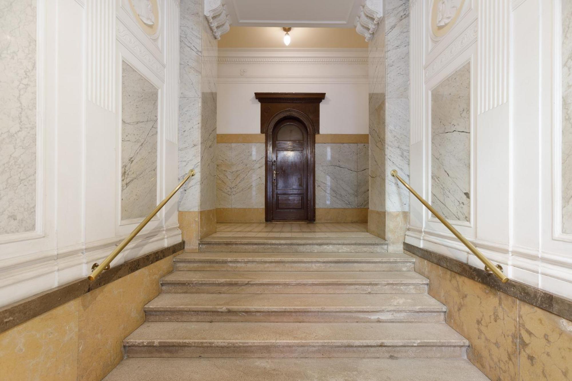 Central Trieste - Elegant City Stay Esterno foto