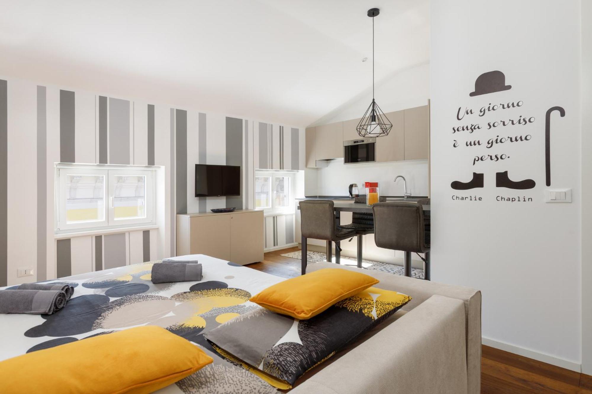 Central Trieste - Elegant City Stay Esterno foto