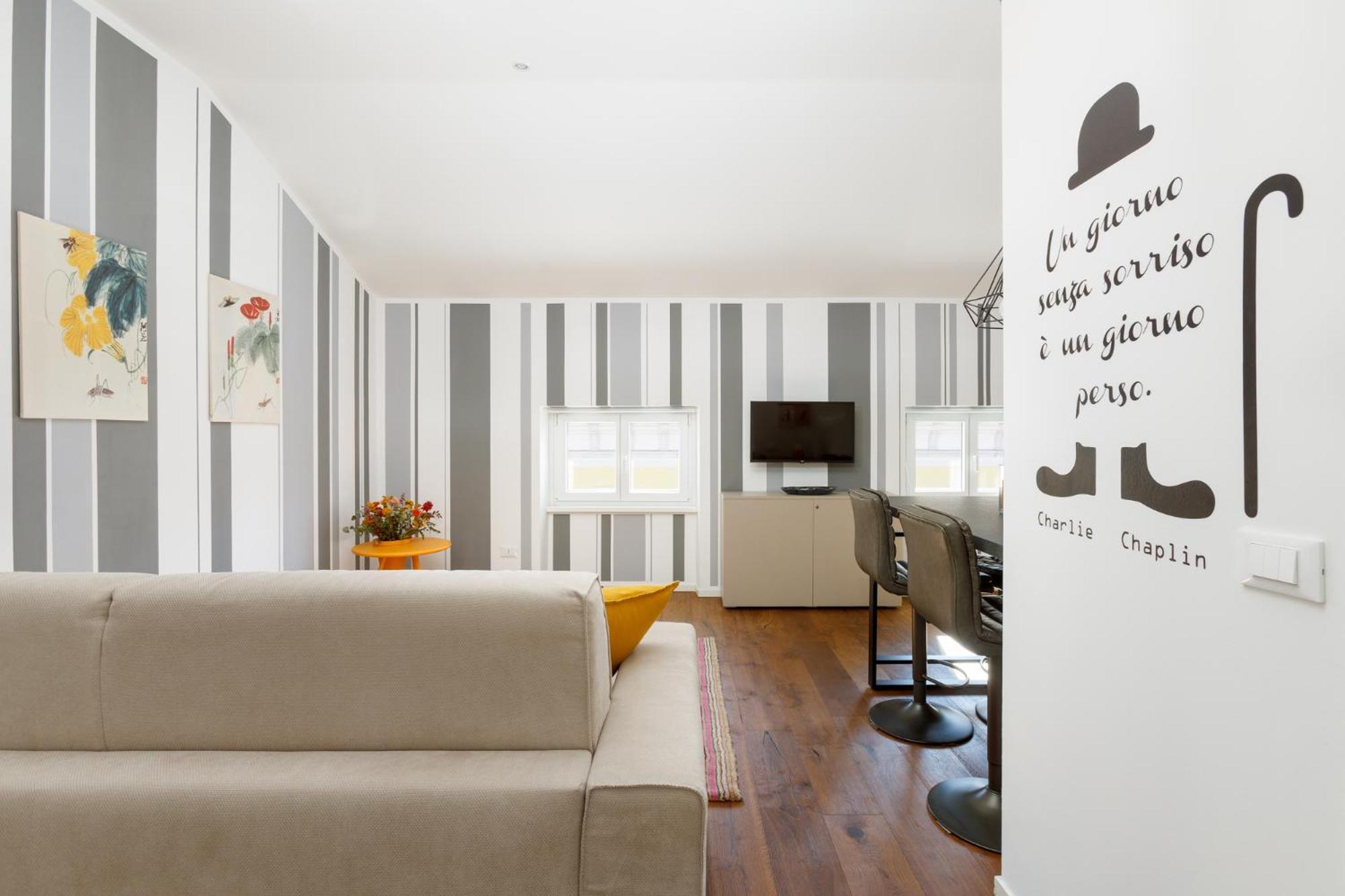 Central Trieste - Elegant City Stay Esterno foto